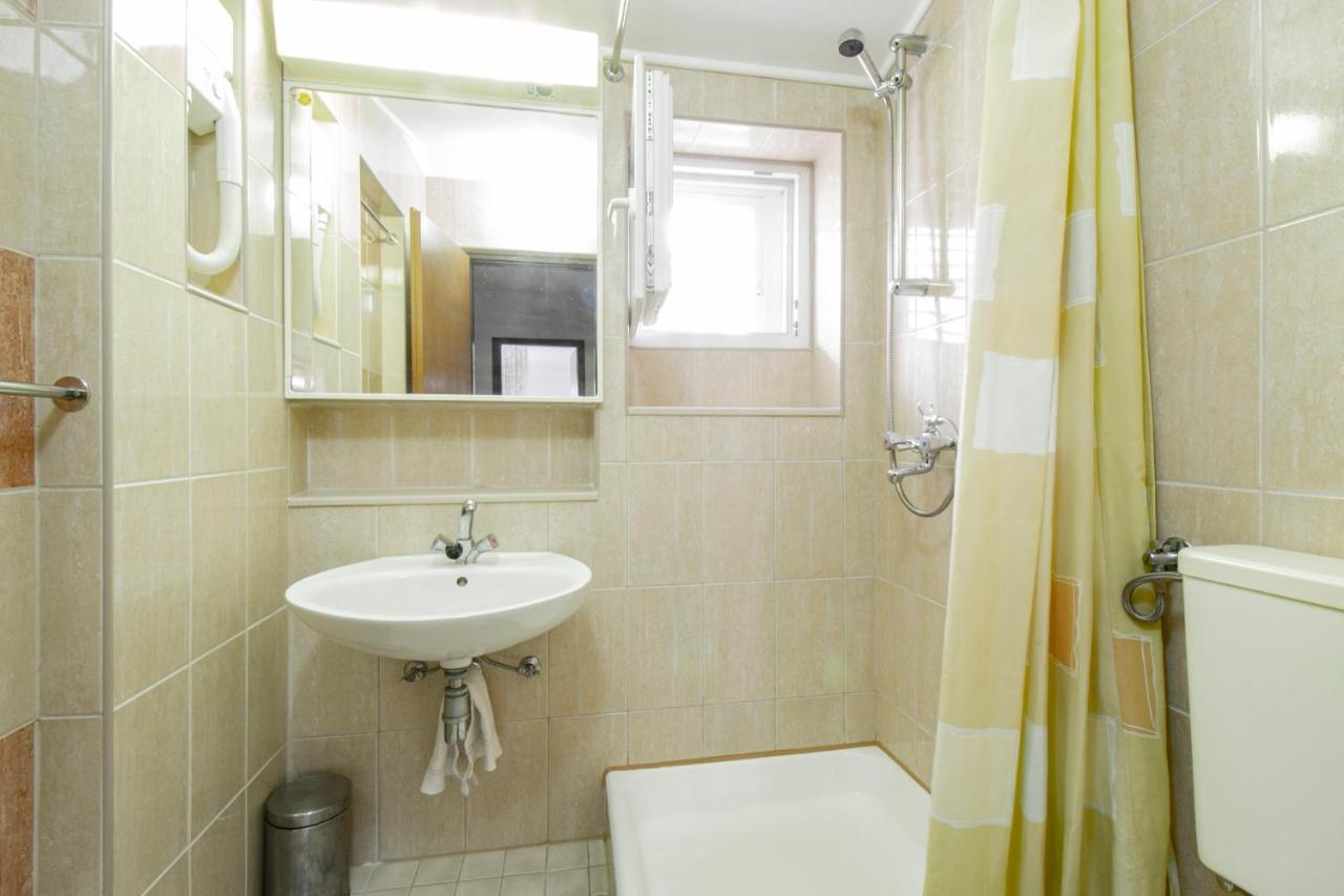 Galapagus Privat Beach & Boat Dock Apartman Metajna Kültér fotó