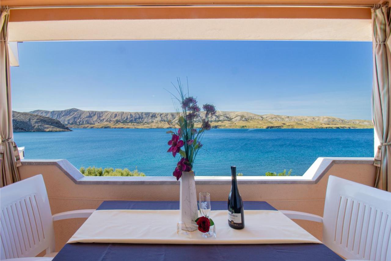 Galapagus Privat Beach & Boat Dock Apartman Metajna Kültér fotó